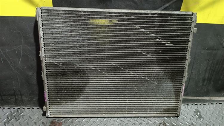 Радиатор кондиционера Тойота Хайлюкс Сурф в Благовещенске 1054401