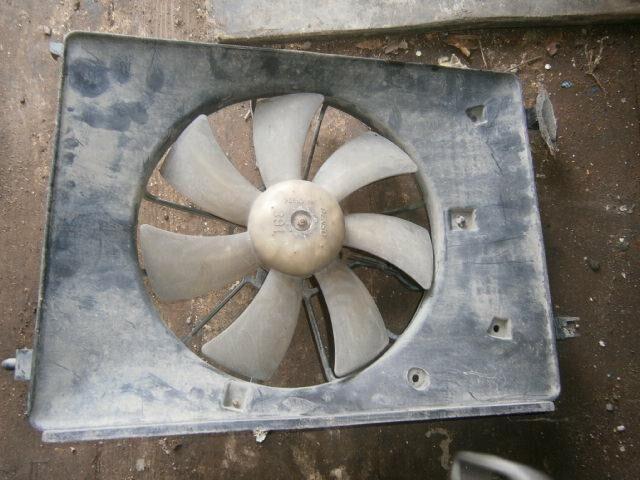 Диффузор радиатора Хонда Джаз в Благовещенске 24051
